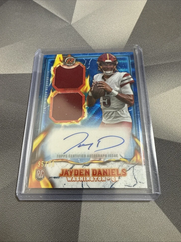 Jayden Daniels Rookie Patch Autograph /99 Topps Resurgance Washington Commanders - Bild 1 von 1
