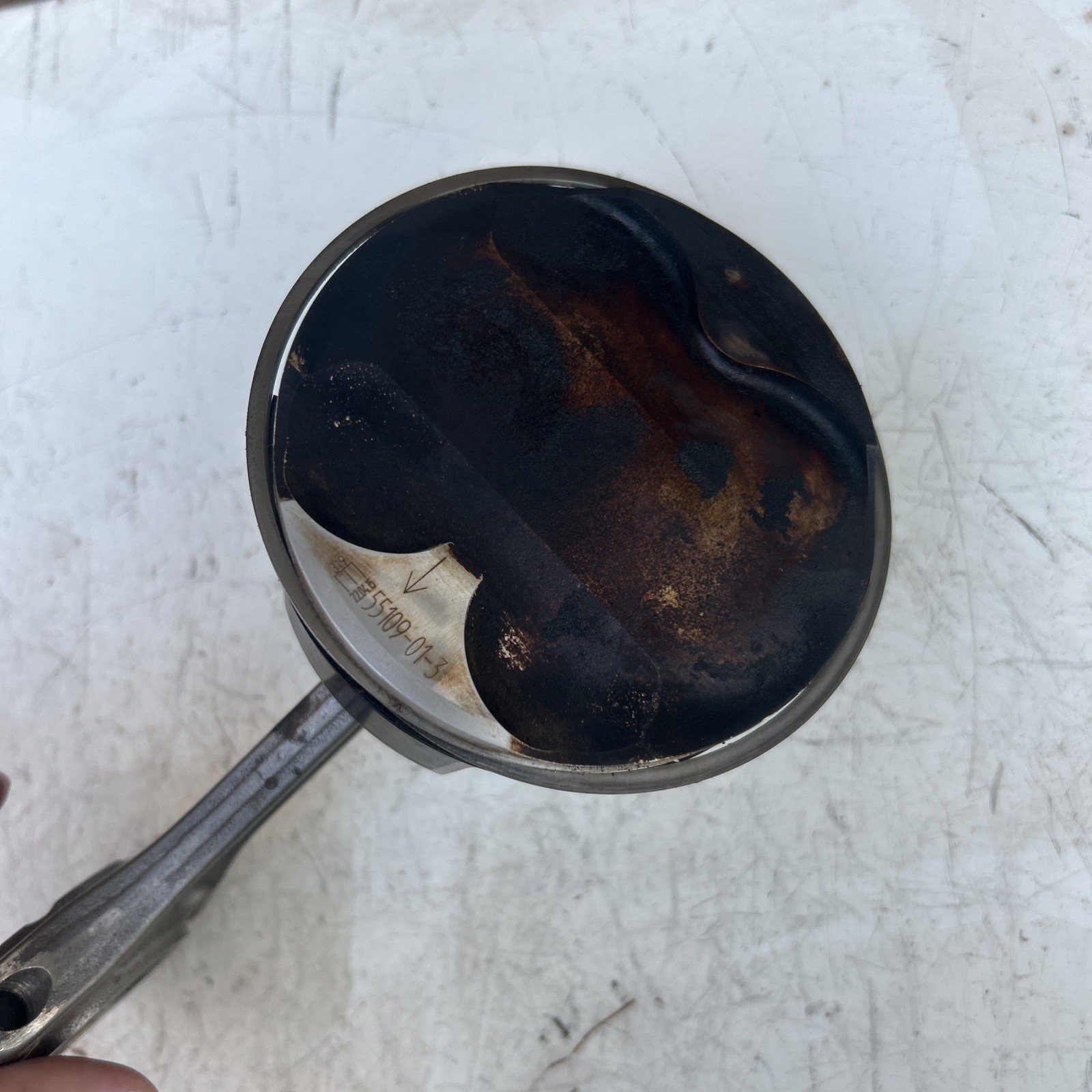 LAMBORGHINI AVENTADOR PISTON HEAD COMPLETE WITH CONNECTING ROD 07M107075J 