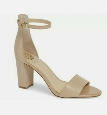 Vince Camuto Corlina 