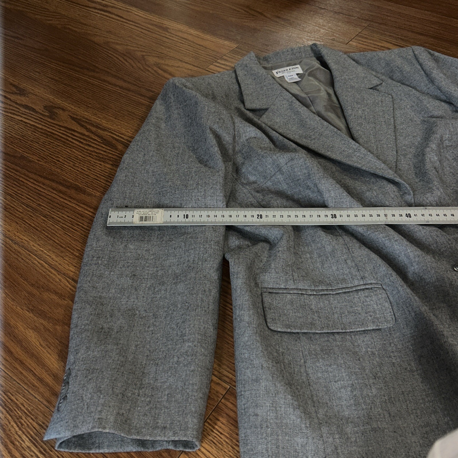 PENDLETON Women's Two Button 100% Virgin Wool Plu… - image 7