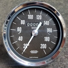 COMPTEUR DE VITESSE RENAULT 8 GORDINI. SPEEDOMETER. R8S CARAVELLE. E11