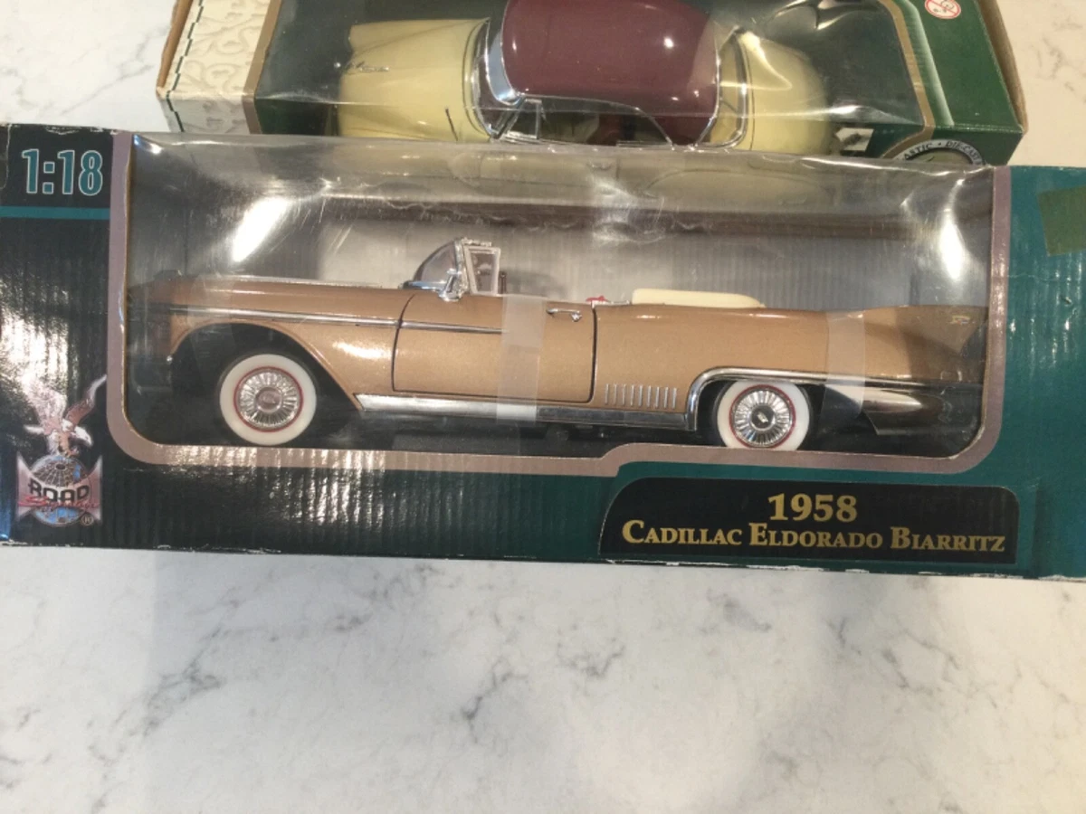 Road Signature 1/18 Scale Diecast 92158 - 1958 Cadillac