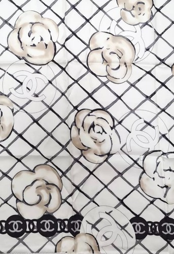 CHANEL Logo CC Kamelie weiß Seide Quadrat Halstuch Schal - Bild 4 von 8