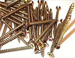 Countersunk Pozi M3 x 20mm Chipboard wood screws Pack of 100.. Firmtite