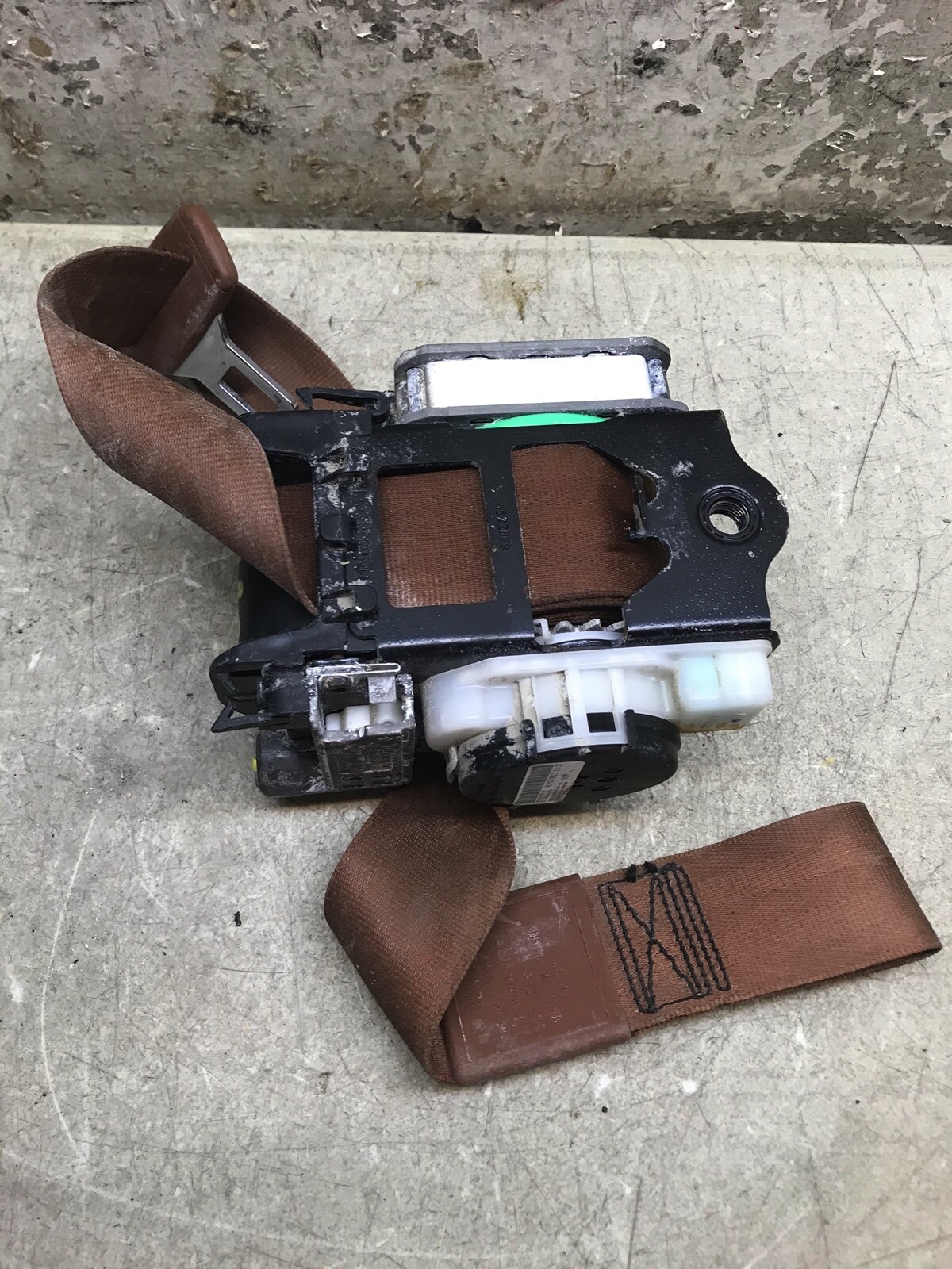 13 14 15 Bentley GT GTC Right Passenger Front Seat Belt Retractor
