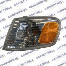 2001 2002 Toyota Corolla Front Left Driver Corner Park Turn Signal Light Lamp 2001 2002 Toyota Corolla Front Left Driver Corner Park Turn Signal Light Lamp
