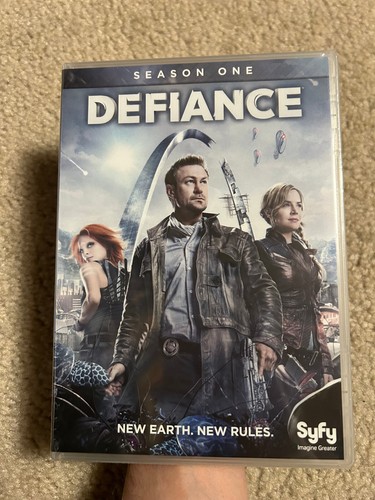 Defiance - Season One 1 (DVD, 2013, 3-Disc Set) NEW