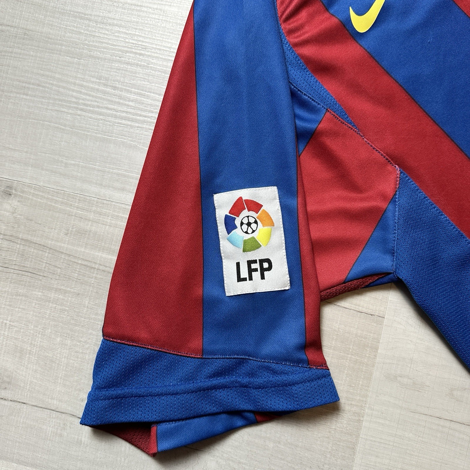 FC Barcelona 2004 2005 Ronaldinho Home Soccer Jersey Football Shirt Nike Men's L thumbnail 5