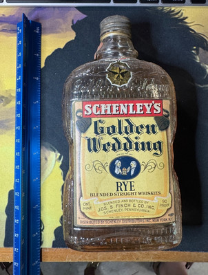 Jos. S Finch Co Schenley Inc. Golden Wedding Rye Whiskey Bottle 1936/37 Carnival