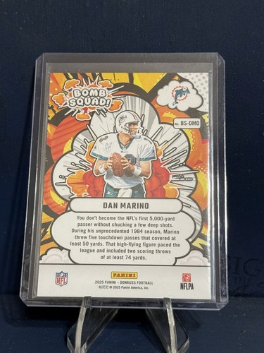 Donruss-Dan Marino 2025 #BS-DMO Bomb Squad Insert Miami Dolphins - Imagen 2 de 2