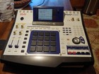 AKAI MPC 4000 DRUM MACHINE/ SAMPLER /CD/HD/ AK.SYS SYSTEM & LAPTOP 