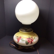The ROCHESTER Made In The USA GONE WITH THE WIND HURRICANE LAMP HAND PAINTED