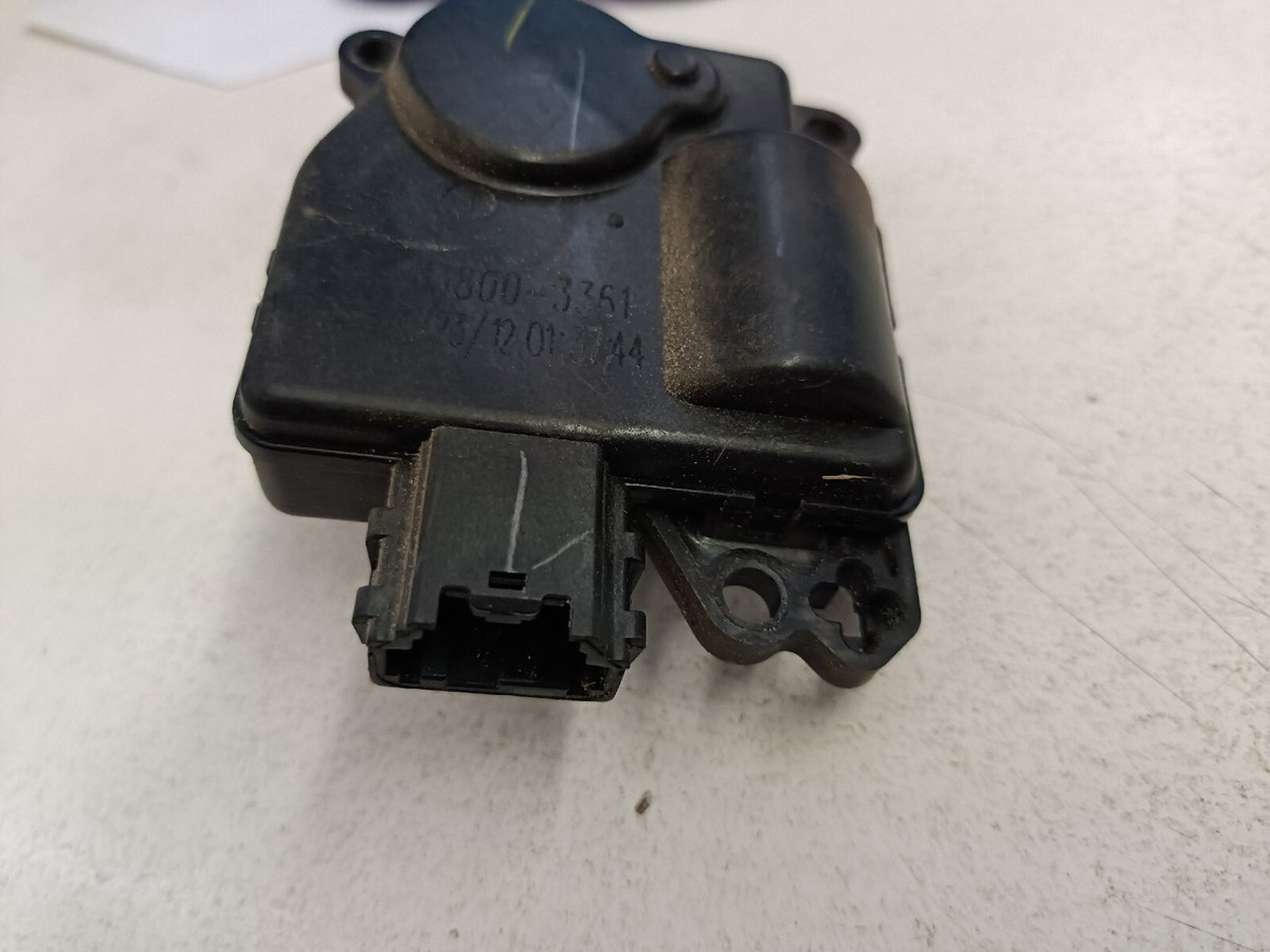 2014 DODGE RAM 1500 2500 HEATER BLEND DOOR ACTUATOR AA-113800-3361