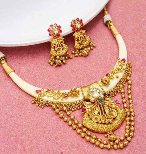Gold Plated Kundan Jewelry Necklace Set 