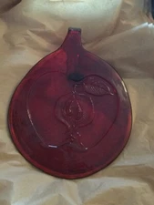 EXC COND Vintage Chet Cole Red Apple Pressed Glass Cheese Board - 11”L x 8.25”W