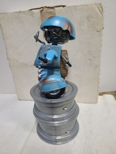 Hasbro Transformers 2017 Dancing Autobot Blue Gray Colo Model TF 408 USA Seller - Picture 2 of 6
