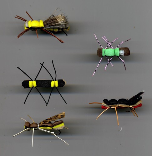 Forellenfliegen: größere Schaumfliegen x 5: 4 x Größe 10 & 1 x Größe 8 (Code 612) - Bild 1 von 3