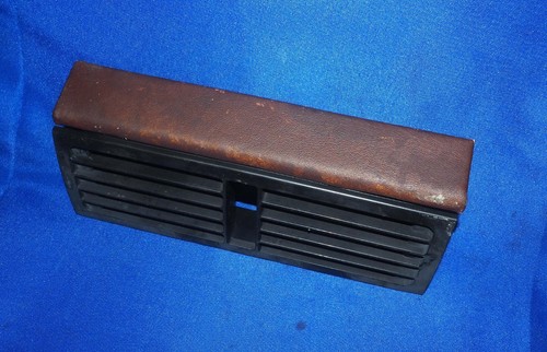 1977-1980 Rolls Royce Silver Shadow & Wraith II Center Console Vent Trim OEM - Picture 4 of 8