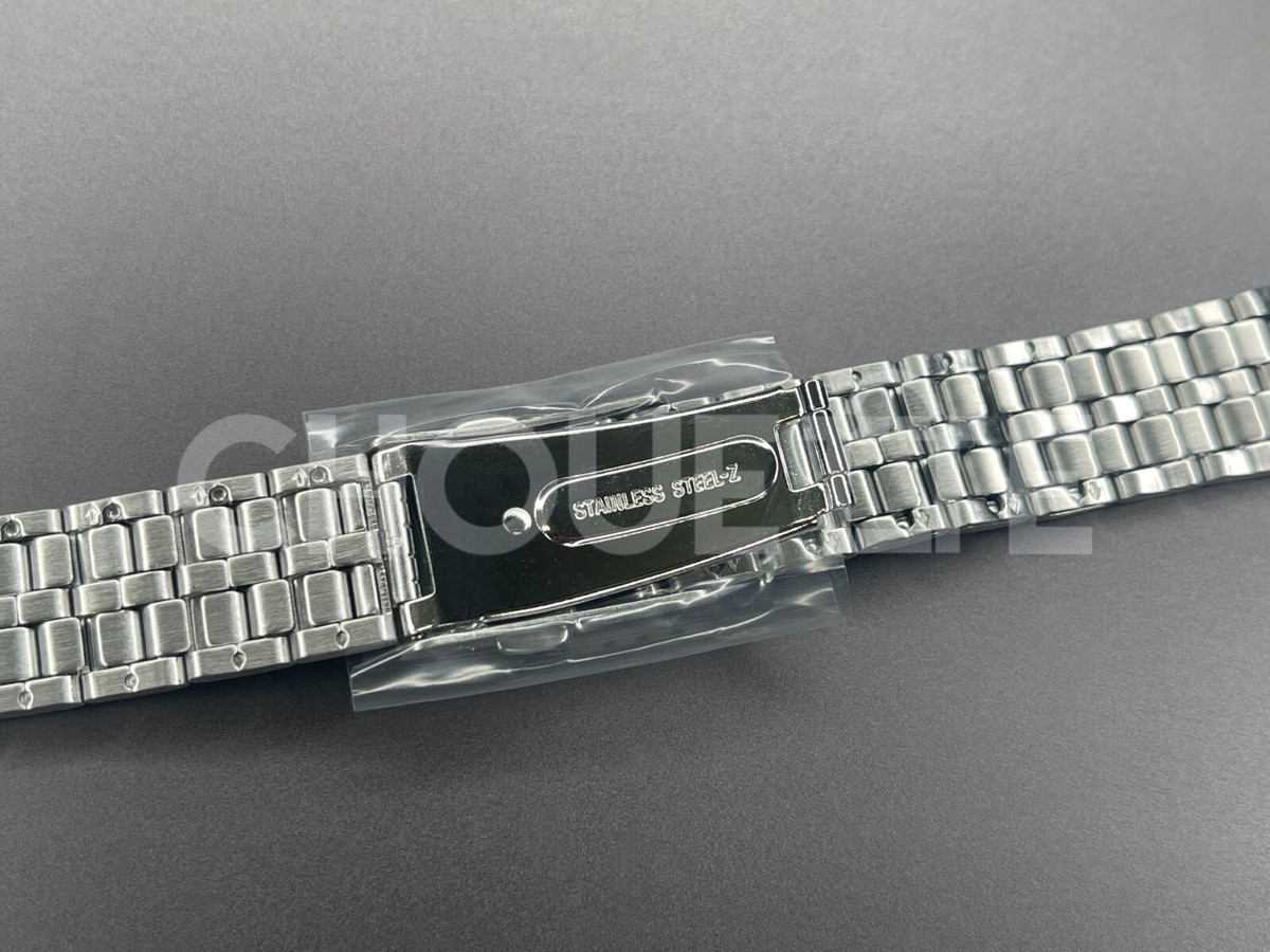 Seiko 5 SNK663KC / 7S26-02E0 18mm Stainless Steel Bracelet Watch