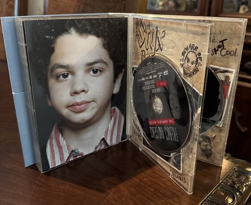 Freaks and Geeks: The Complete Series 6 Disc Box Set w/ Insert (Very Good Discs) - Picture 11 of 12