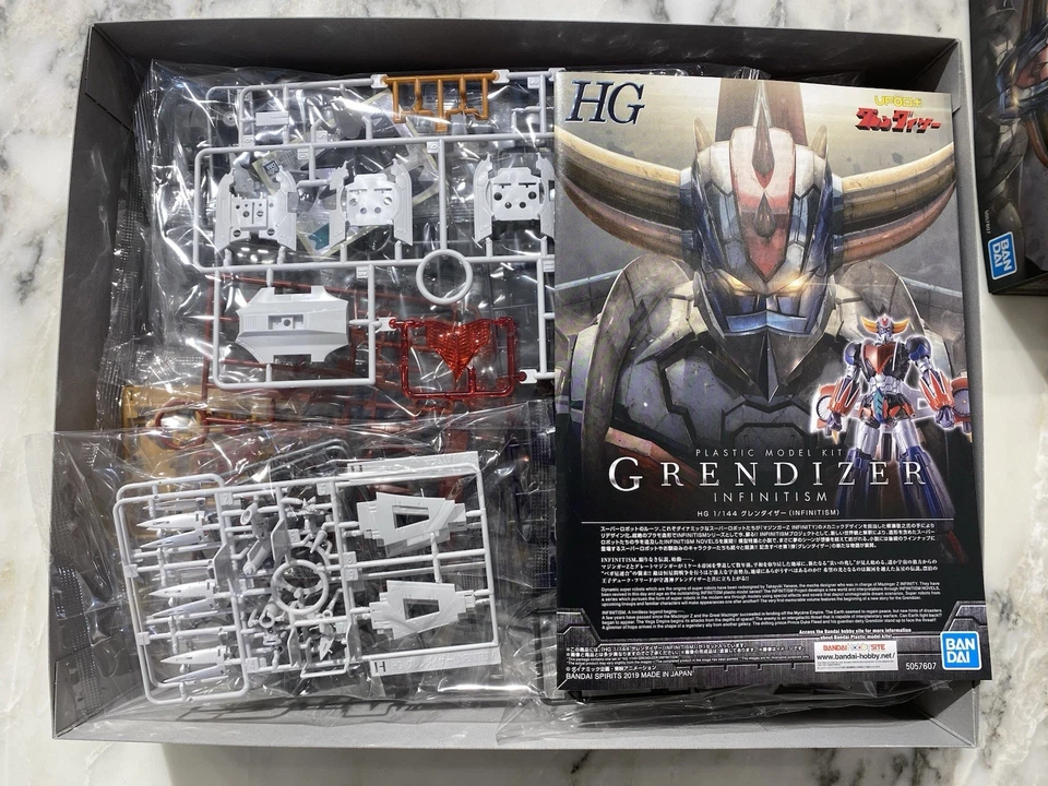 Grendizer Infinitism Infinity HG High Grade 1/144 Plastic Model Kit Bandai - Immagine 4 di 4