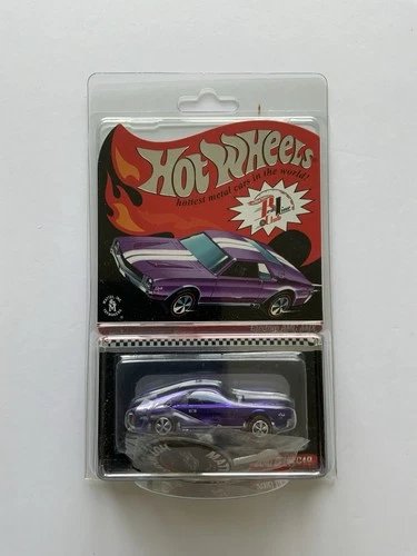 2010 Hot Wheels #900/6500 Custom AMC AMX w/case Red Line Club w/ Button PURPLE