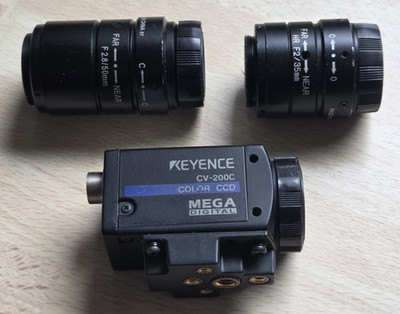 KEYENCE  CV-200C Color CCD + 2x Objektiv
