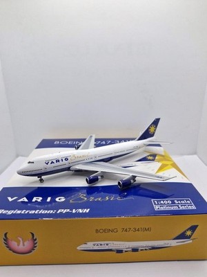 Phoenix Models 1:400 Varig PP-VNH Boeing 747-300 Modellflugzeug