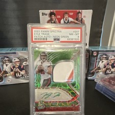 Panini 2021 Spectra Kyle Trask RC RPA Neon Green Prizm RPA #207 /35 PSA 8