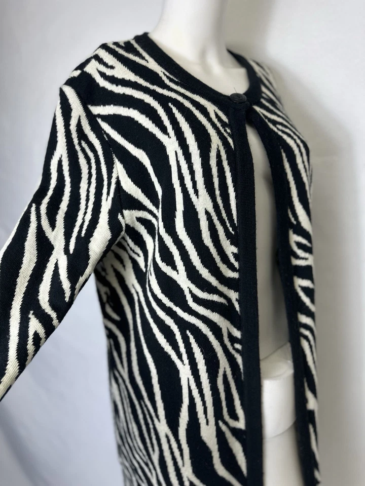 Sag Harbor Women’s Black White Zebra Longline Open Front Cardigan Sweater Large - Image 4 of 4