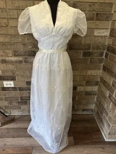 Vintage Stunning 1960’s  Lorrie Deb Wedding Dress Union Made Size 8 Med 70325