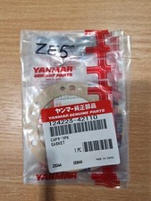 Yanmar Water Pump Gasket 124223-42110. Genuine Part.  BRAND NEW