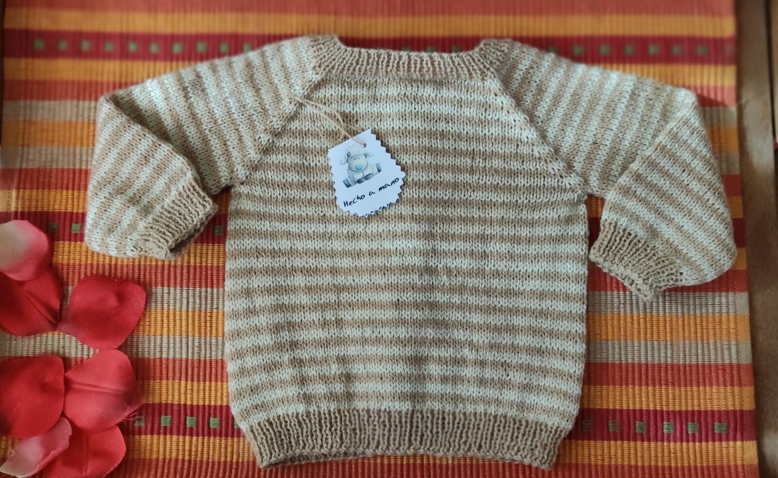 Jersey-chaqueta bebé punto. Hecho a mano. Lana azul. Talla 3-6 meses
