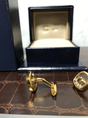Authentic Chopard Happy Diamond Cufflinks 18k Gold With Original BOX Preowned - 第 4/9 張圖片