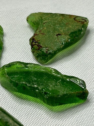 Big Beach Surf Tumbled Sea Glass California Jolly Rancher Green Apple Text USA! - Imagen 4 de 9