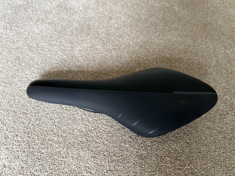 Fizik Arione 00 carbon rail Road Bike saddle rrp £299
