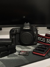 Canon EOS 5D Mark III 22.3MP Digital SLR Camera Bundle With Magic Lantern