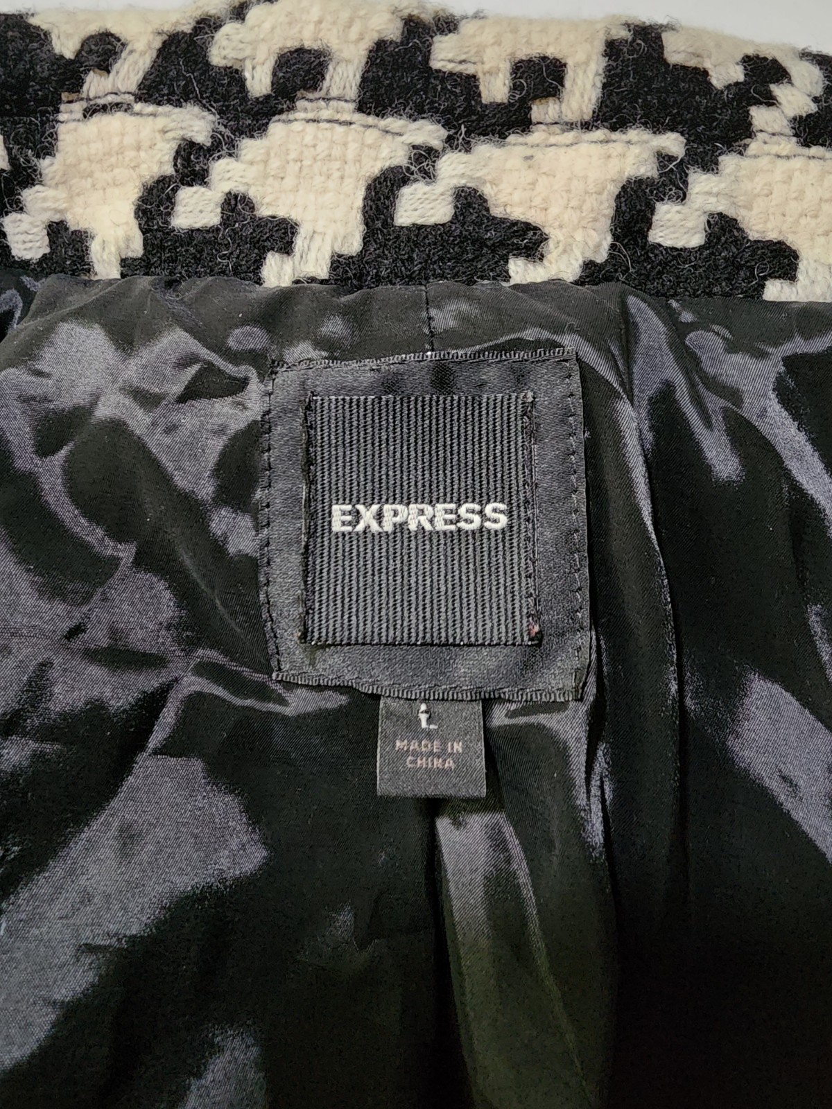 Express Women’s Houndstooth Jacket Size Large Bla… - image 6