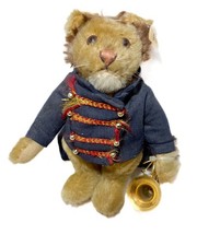 New With Tags 1988 Steiff Golden Age of the Circus Band Lion Bandsman 0123/19 7"