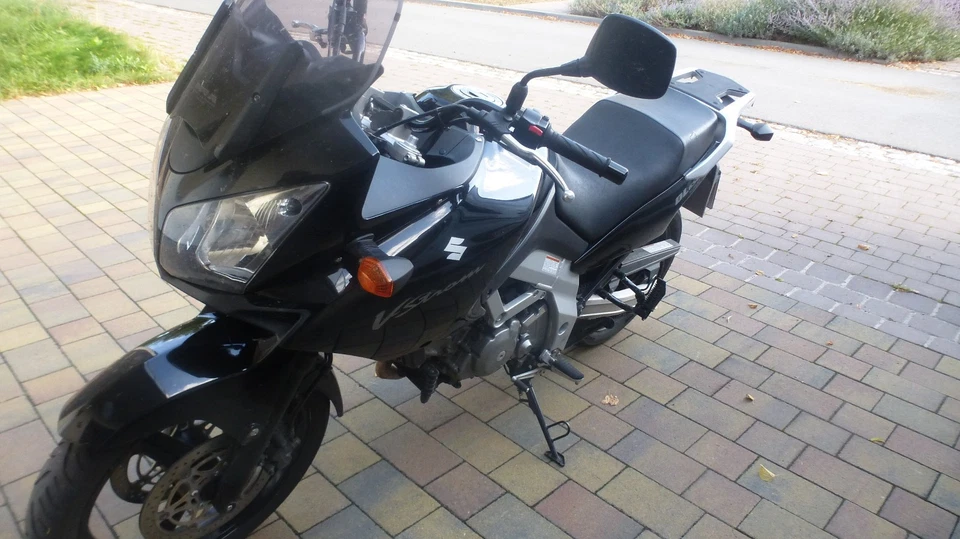 Suzuki , V-STROM , 650 DL , schwarz , Motorrad - Bild 3 von 4