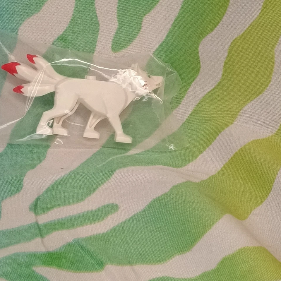 Lego Ninjago White 3 Tail Wolf Akita Bb0916c01pb01 New - Image 3 of 4