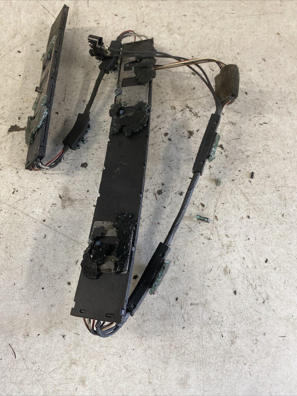 Mercedes-Benz C W203 Radio Antenna Amplifier A2038206489 2003 