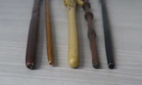 #Harry Potter# Lot Baguettes : Dumbledore, Ron, Voldemort, Leta , Norbert - Imagen 3 de 14