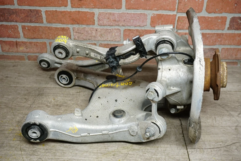 BMW 535I XDRIVE F10 2011-2016 AWD eje trasero izquierdo brazo de control de nudillos OEM Foto 3 de 4