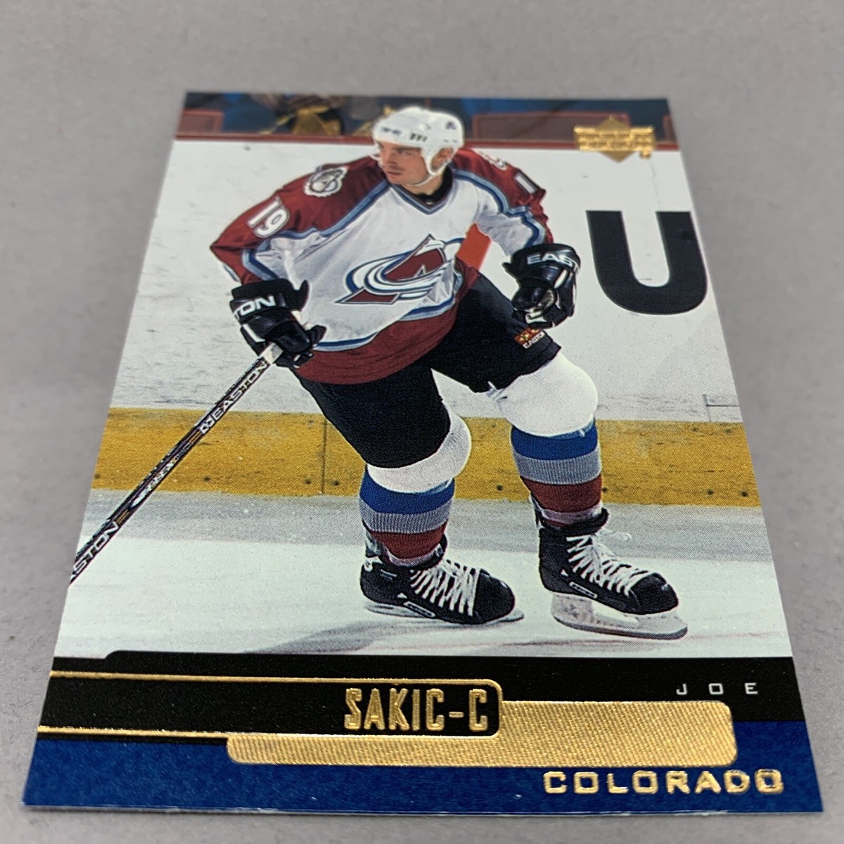 UPPER DECK NHLカード STATURE JOE SAKIC COLORADO 03/99 #CM-7 送料無料 中古 IT2 UPPER DECK NHLカード STATURE JOE SAKIC COLORADO 03/99 #CM-7