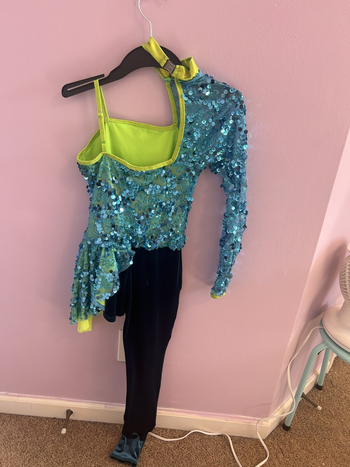 Dance Costume Girls Size J5360 Sparkle Sequins Bl… - image 2