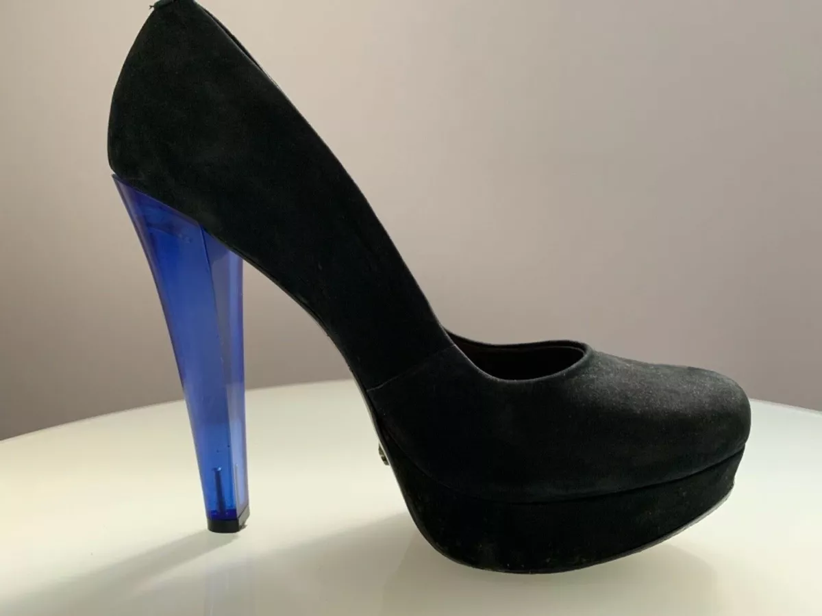 Schutz suede pumps discount