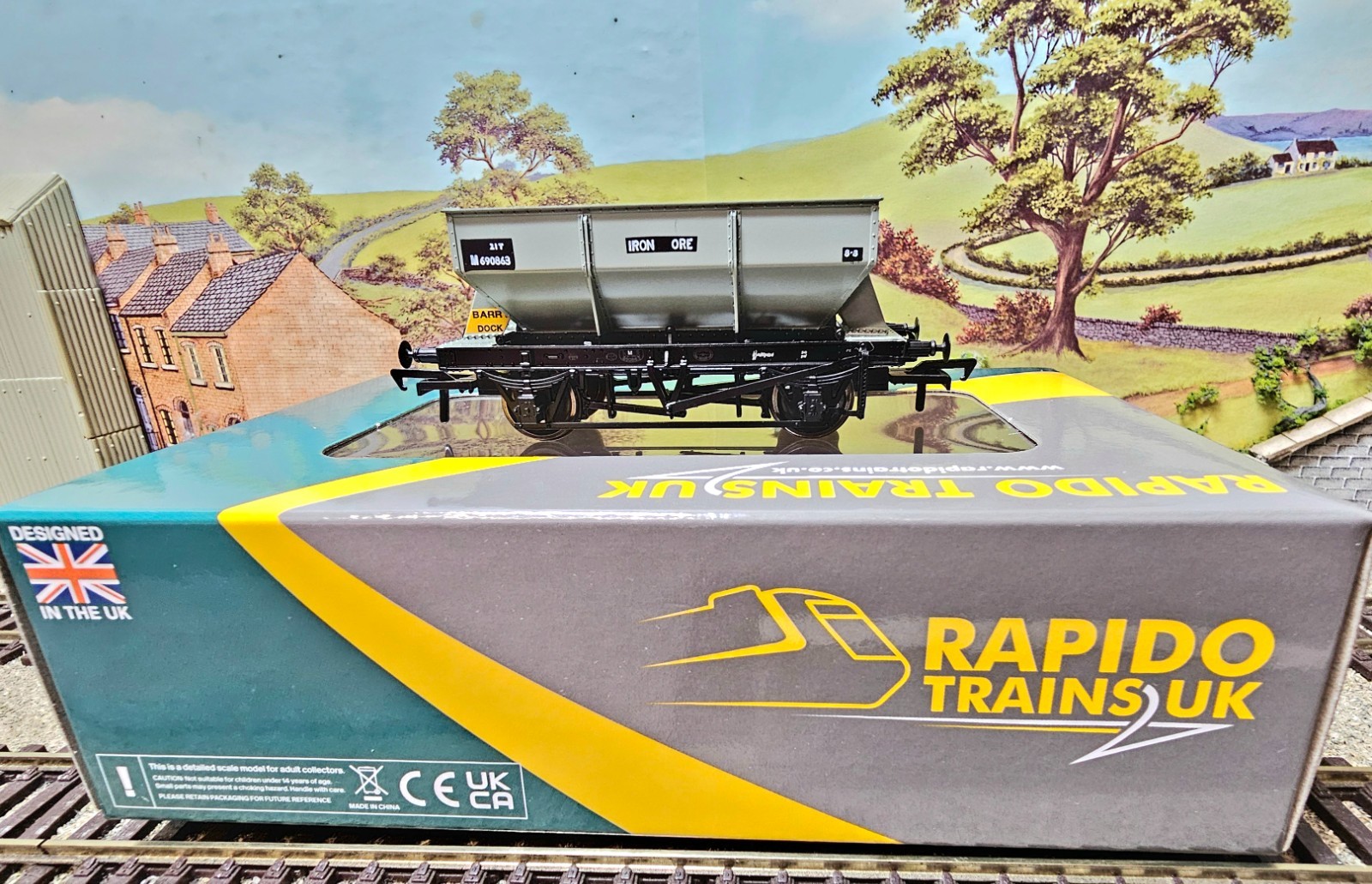 963008 Rapido Trains UK LMS Iron Ore Hopper BR (Iron Ore) No.M690863
