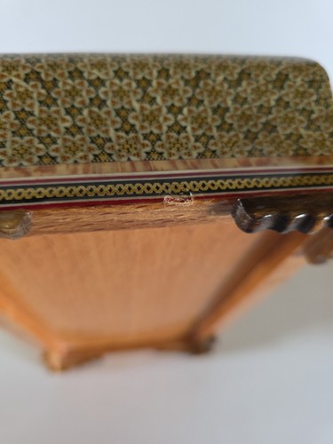 Vintage Persian Handmade Antique Wood Tissue Box Inlaid Décor Box - Picture 8 of 8