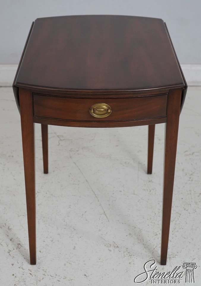 F66068: Mesa KITTINGER Colonial Williamsburg Caoba Pembroke Foto 2 de 4